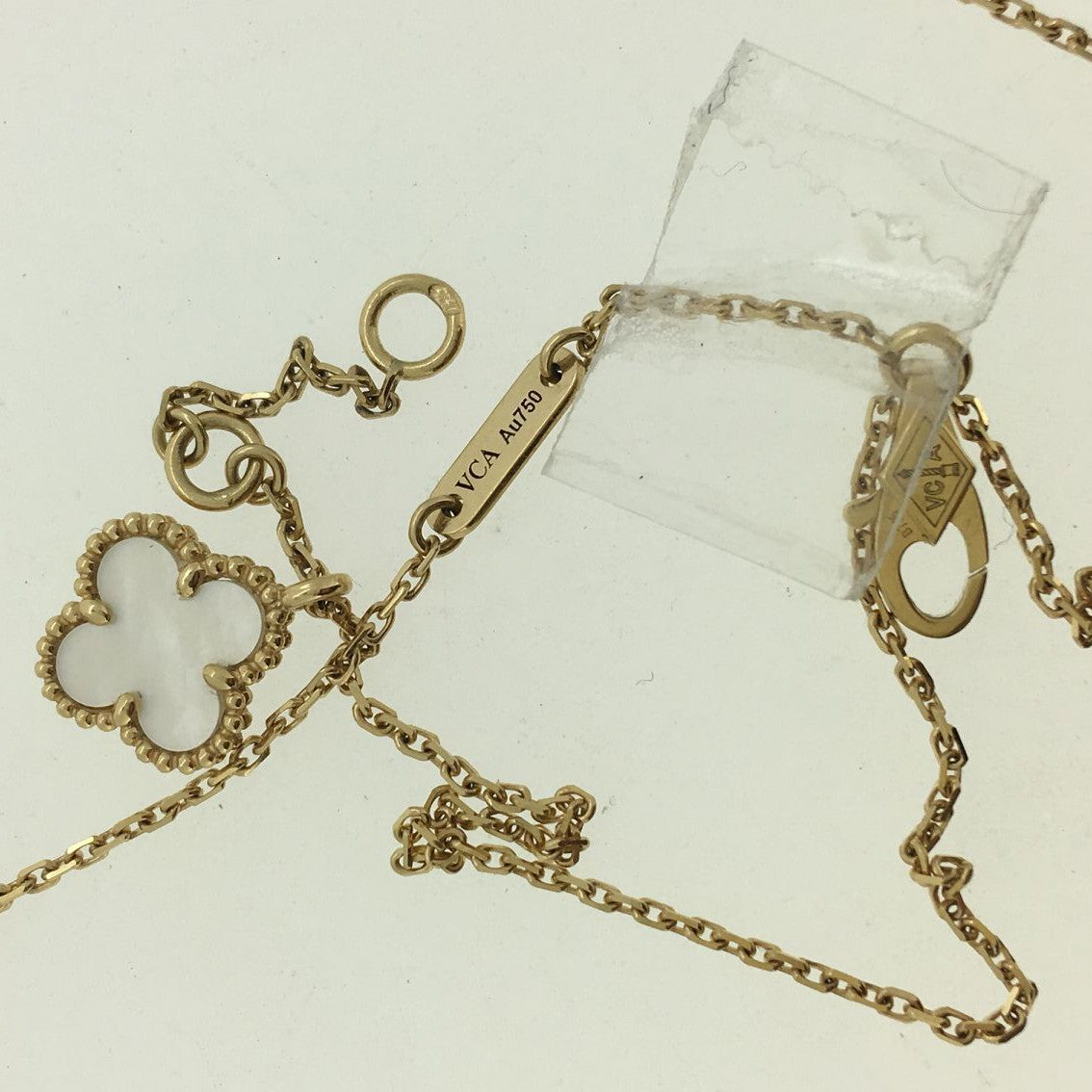 VCARF69100 About 9.5mm guest version four-leaf clover bead pendant