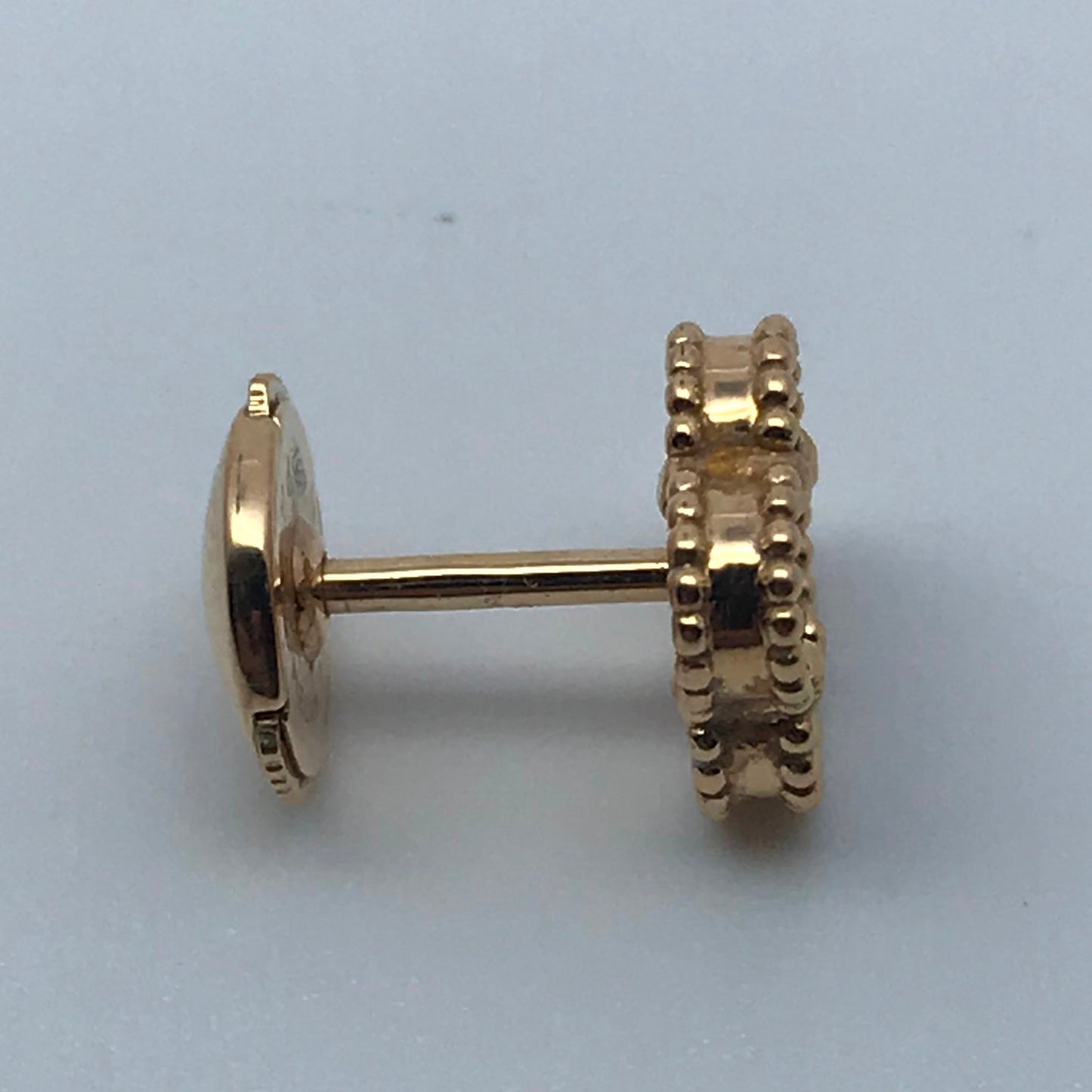 VCARA44800 About 9.4mm guest version four-leaf clover earrings