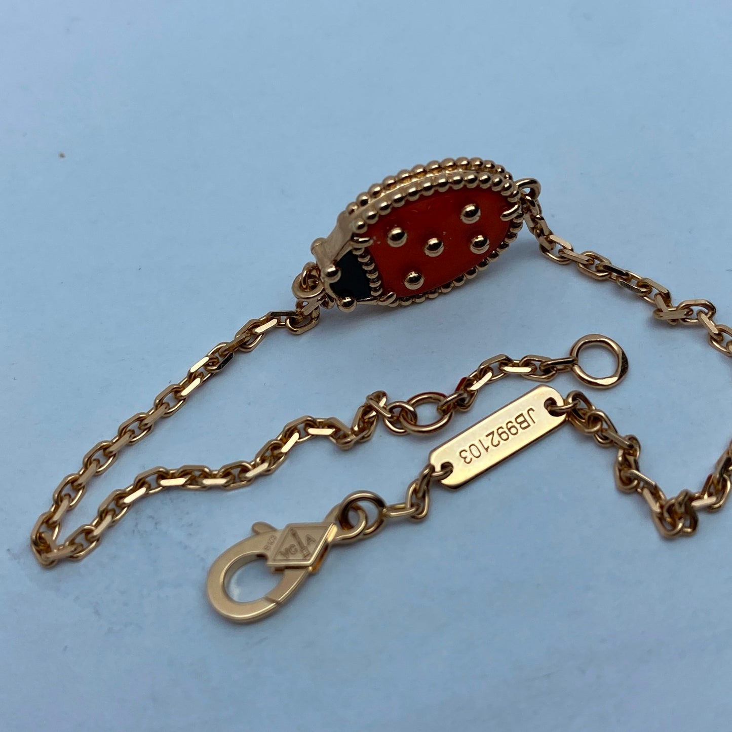 VCARP7R000 guest version beaded ladybug 15mm wing closure bracelet (chain length 170mm)
