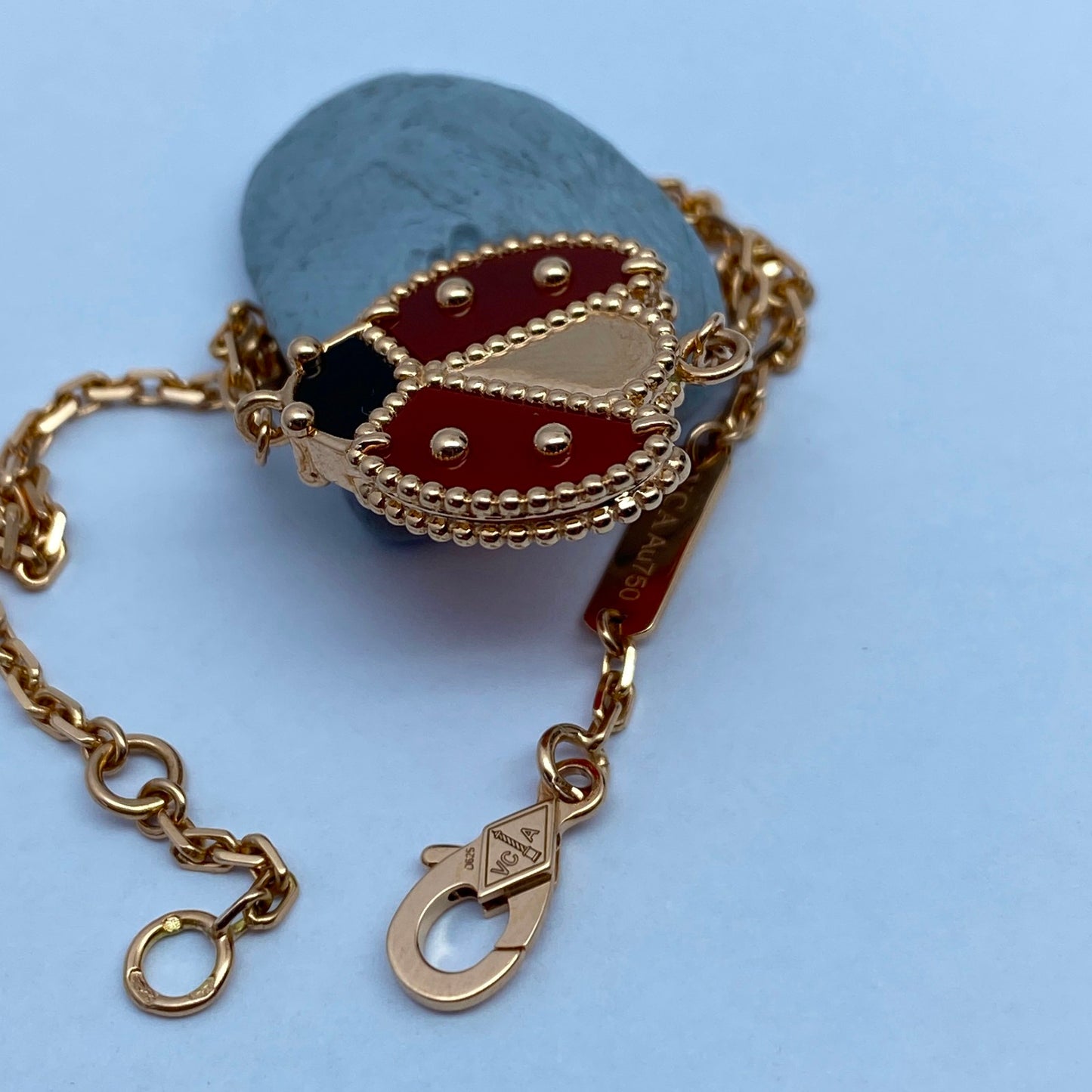 VCARP7R100 guest version beaded ladybug bracelet (15mm) chain length 170mm