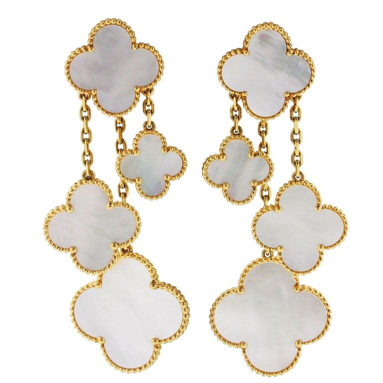 VCARD78900 white shell four-leaf clover ear clip 4 flower earrings