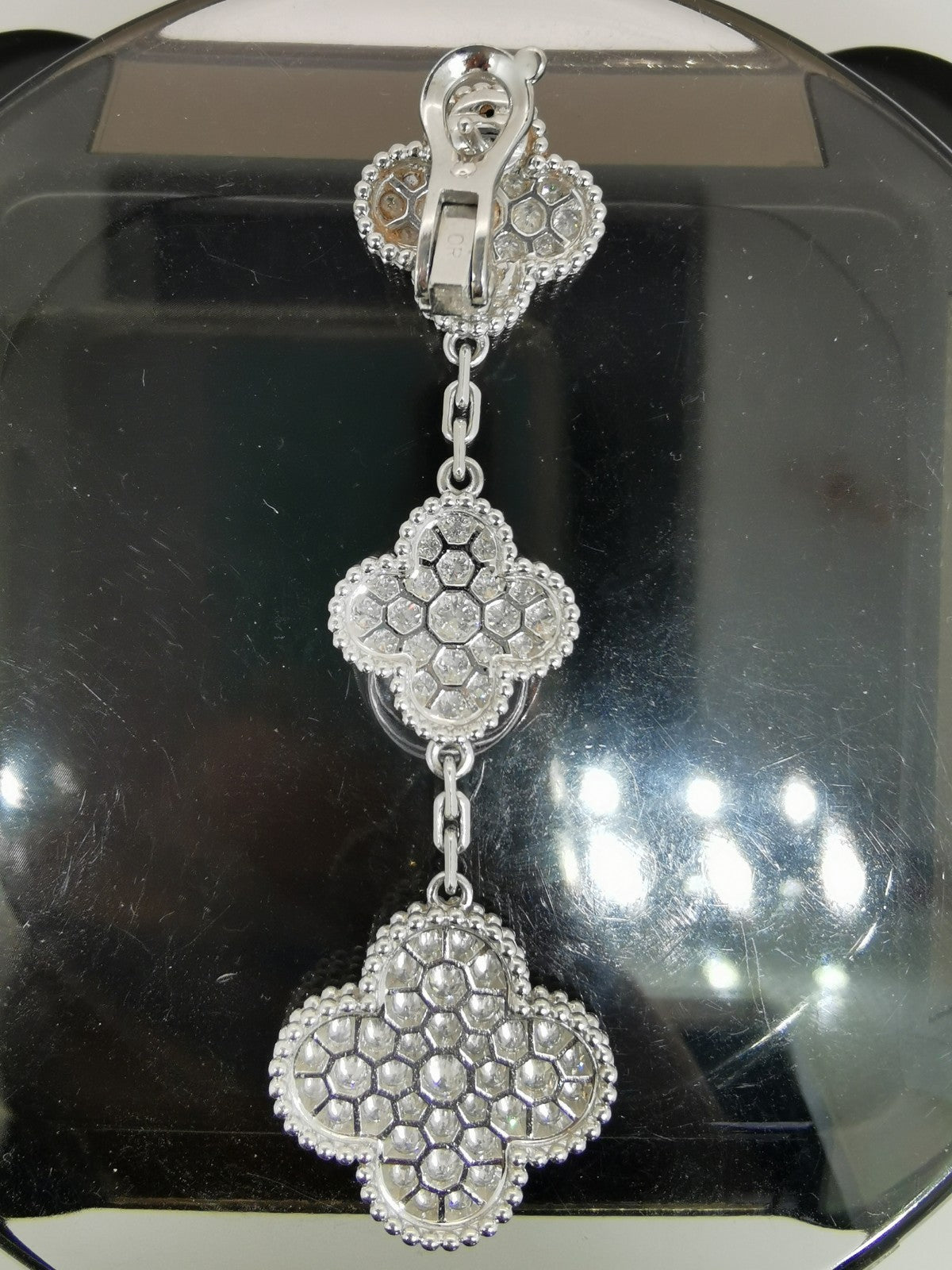 VCARN9MR00 full diamond 3-flowered four-leaf clover (15+15+20.4) mm ear clip guest version