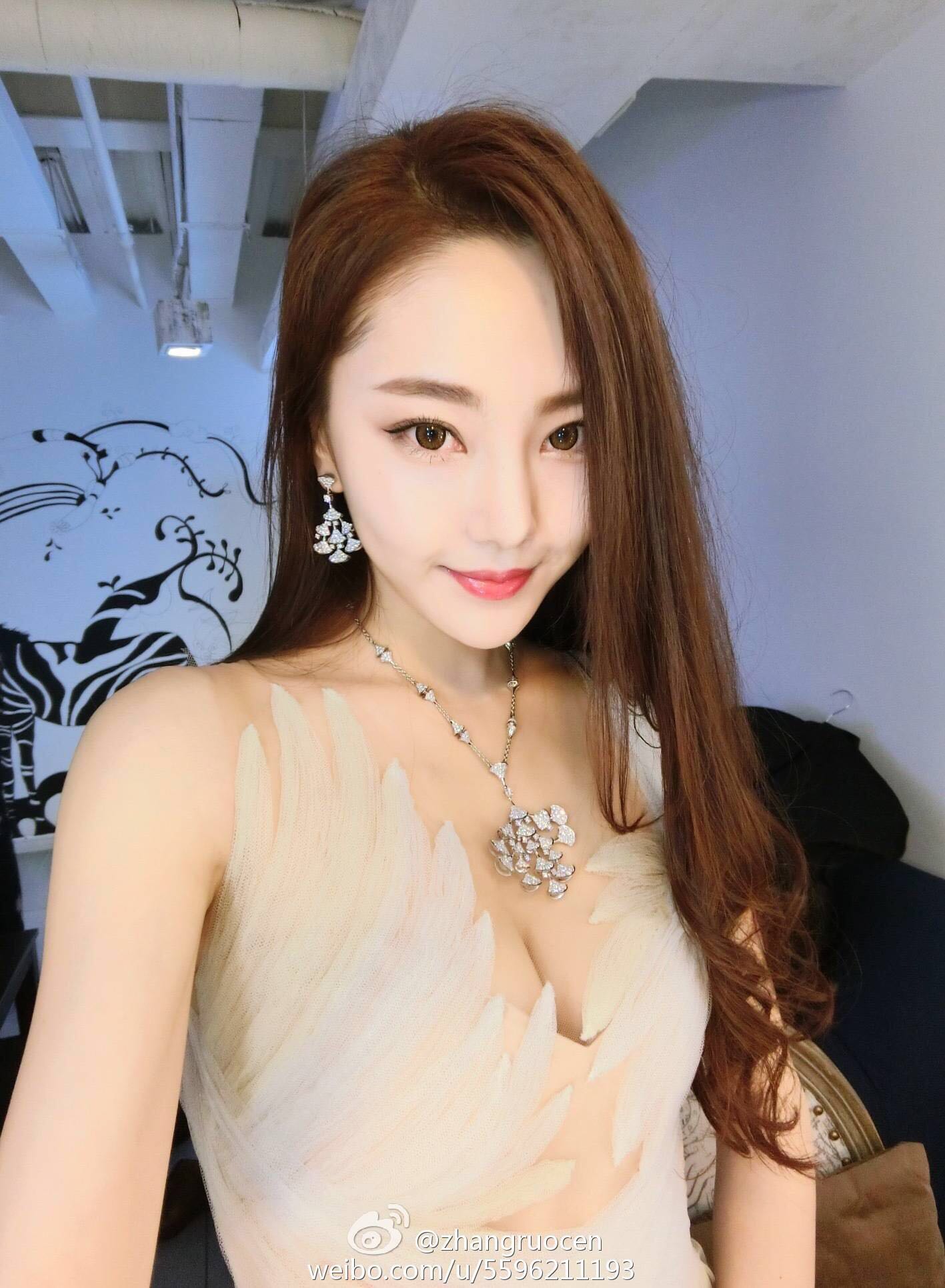 BGL-348362-CL856465满钻多扇形裙子扇子大套链项链