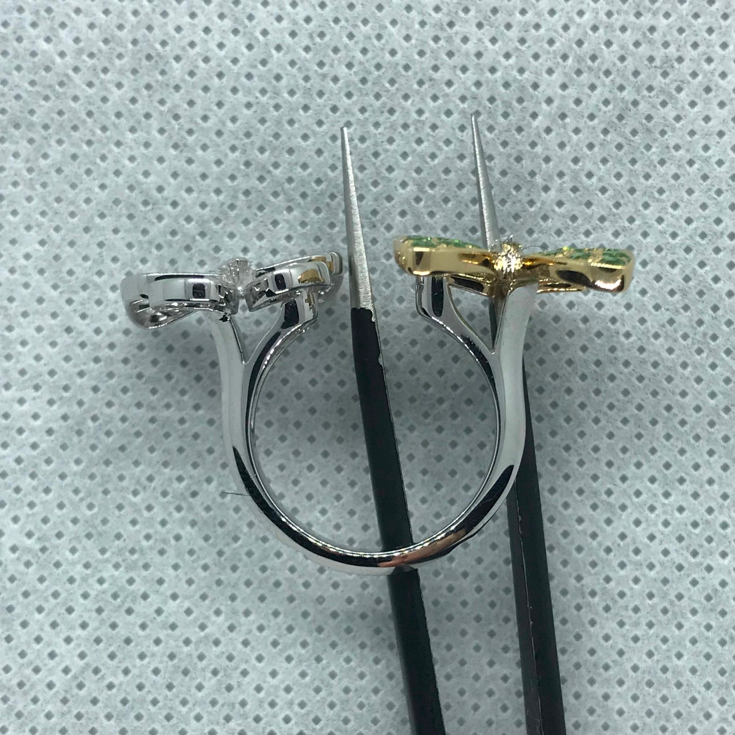 VCARO61900客版满钻双蝴蝶开口戒12#
