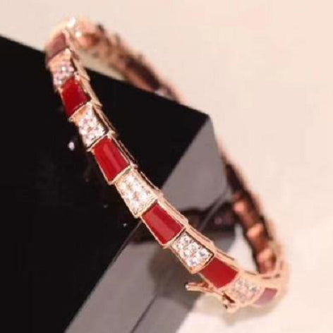BGL-BR783366 snake bracelet spaced agate half diamond version