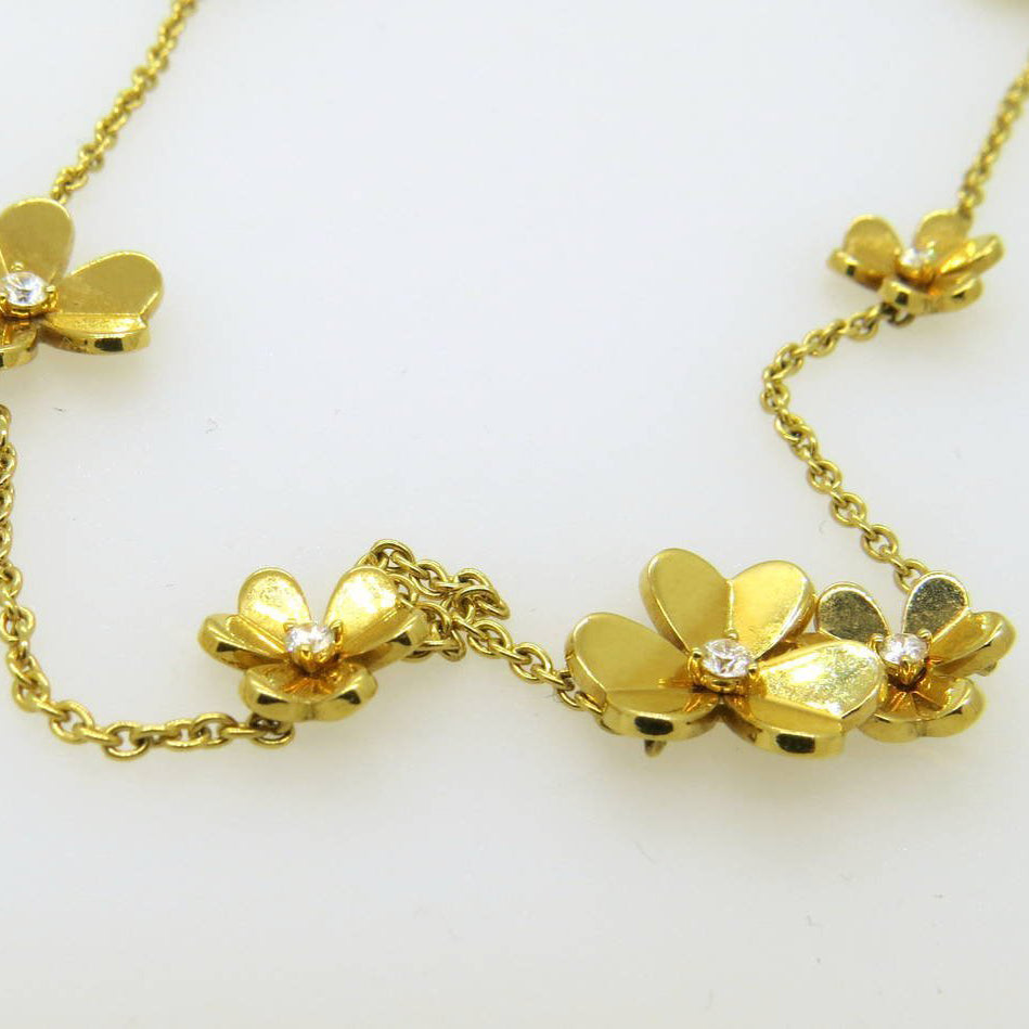 VCARD31500 Clover (chain length 420mm) 9-flower solitaire diamond necklace