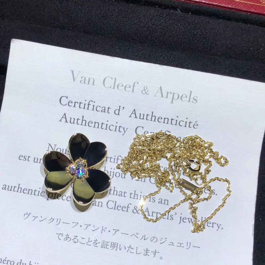 VCARP2DW00 28.5mm三叶草3钻超大号胸针吊坠