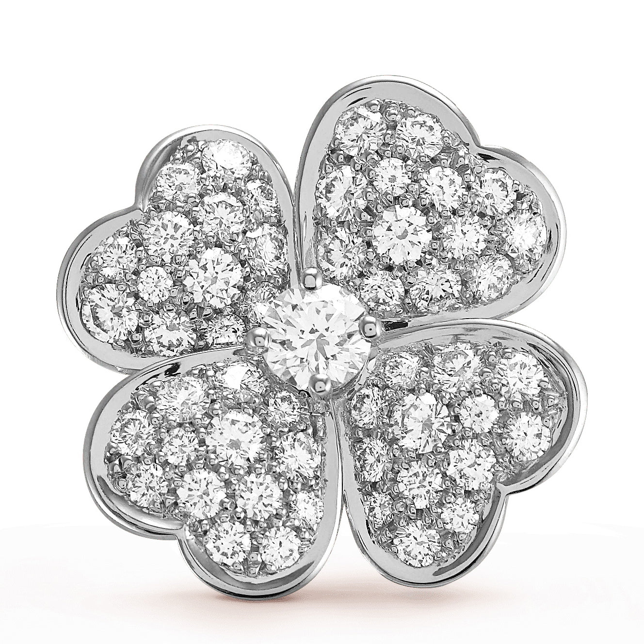 VCARO64900 17mm medium diamond four-leaf clover pendant brooch