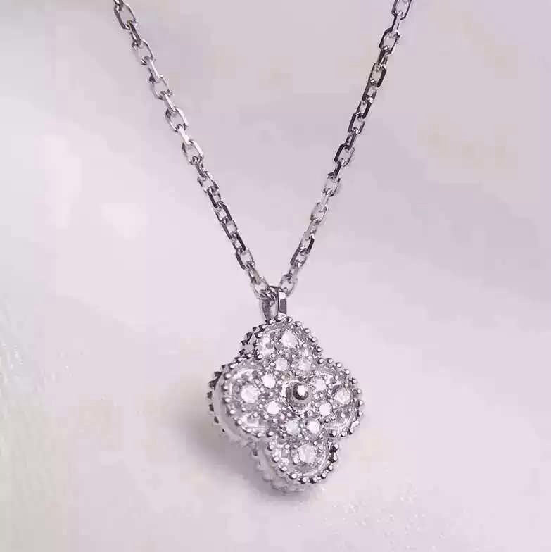 VCA72249856中间光珠四叶草(15mm)吊坠