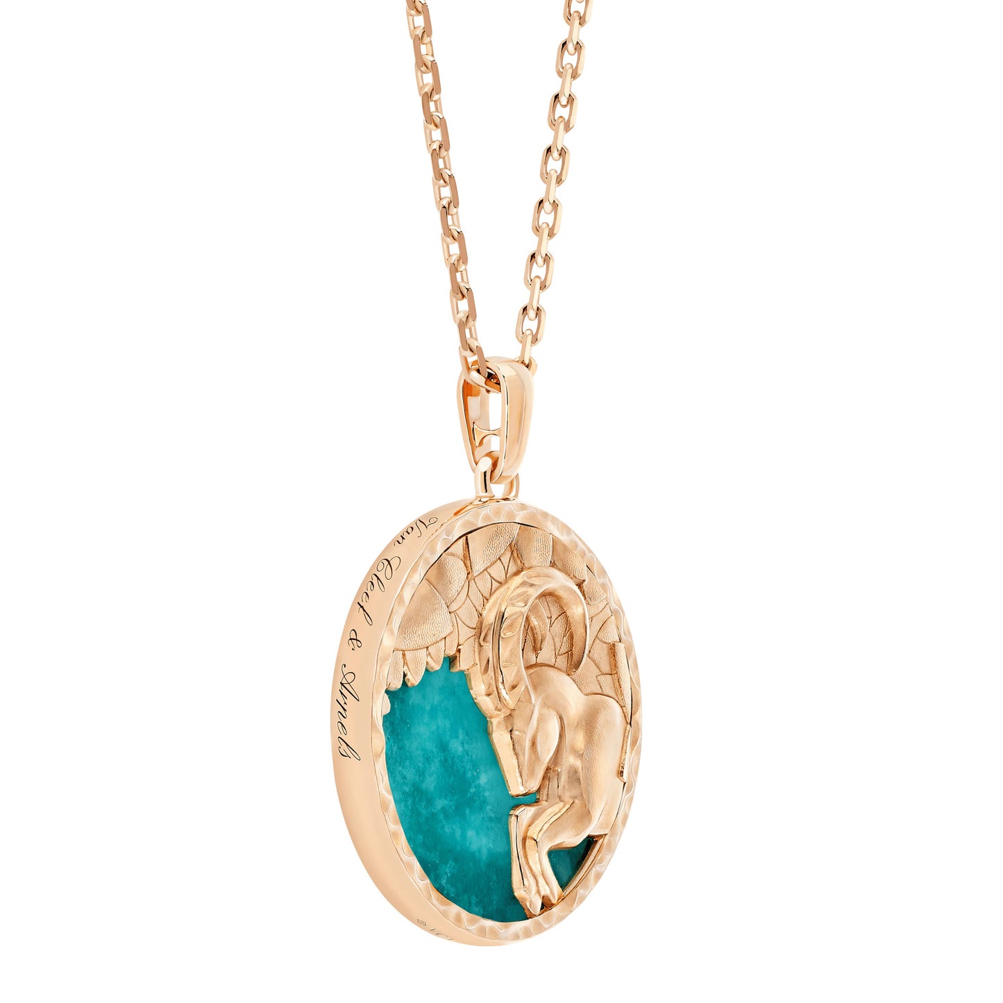 VCARP9R900 Agate Capricorn Pendant