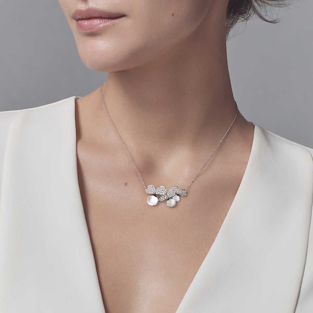 TIF81817025 Diamond Clover Three Flower Cluster Necklace