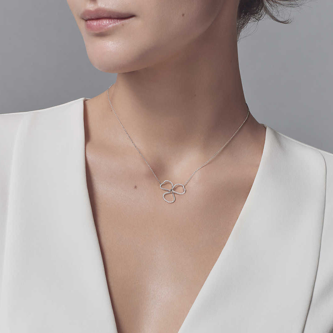 TIF-48875124 Large Clover Diamond Hollow Pendant