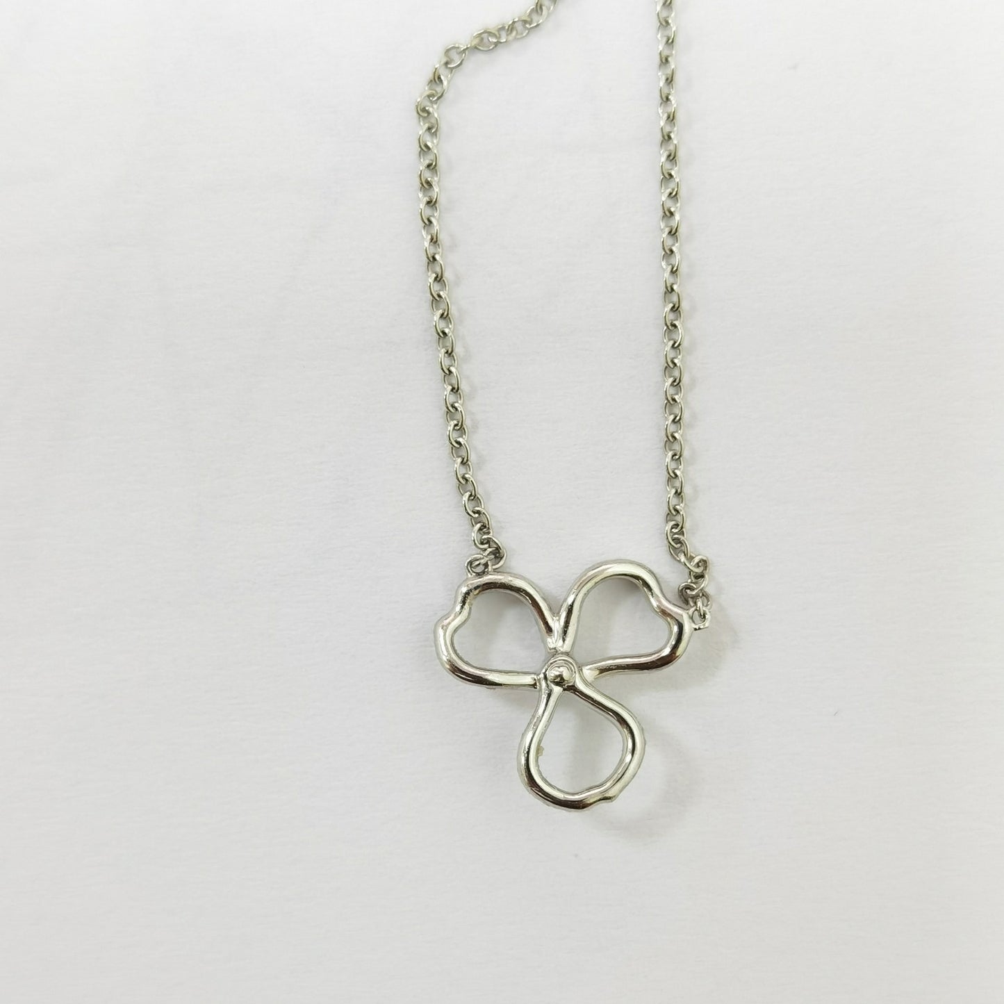TIF-48756995 guest version small clover diamond hollow pendant