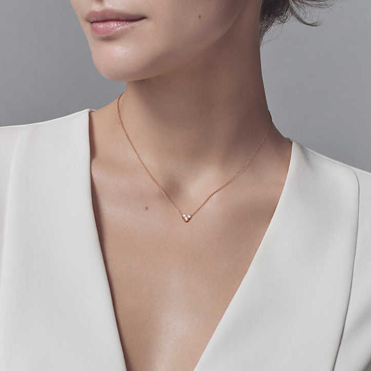 TIF60761418 three diamond chain pendant necklace