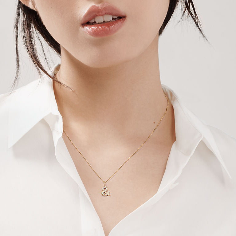 TIF2238807 full diamond 8-character pendant