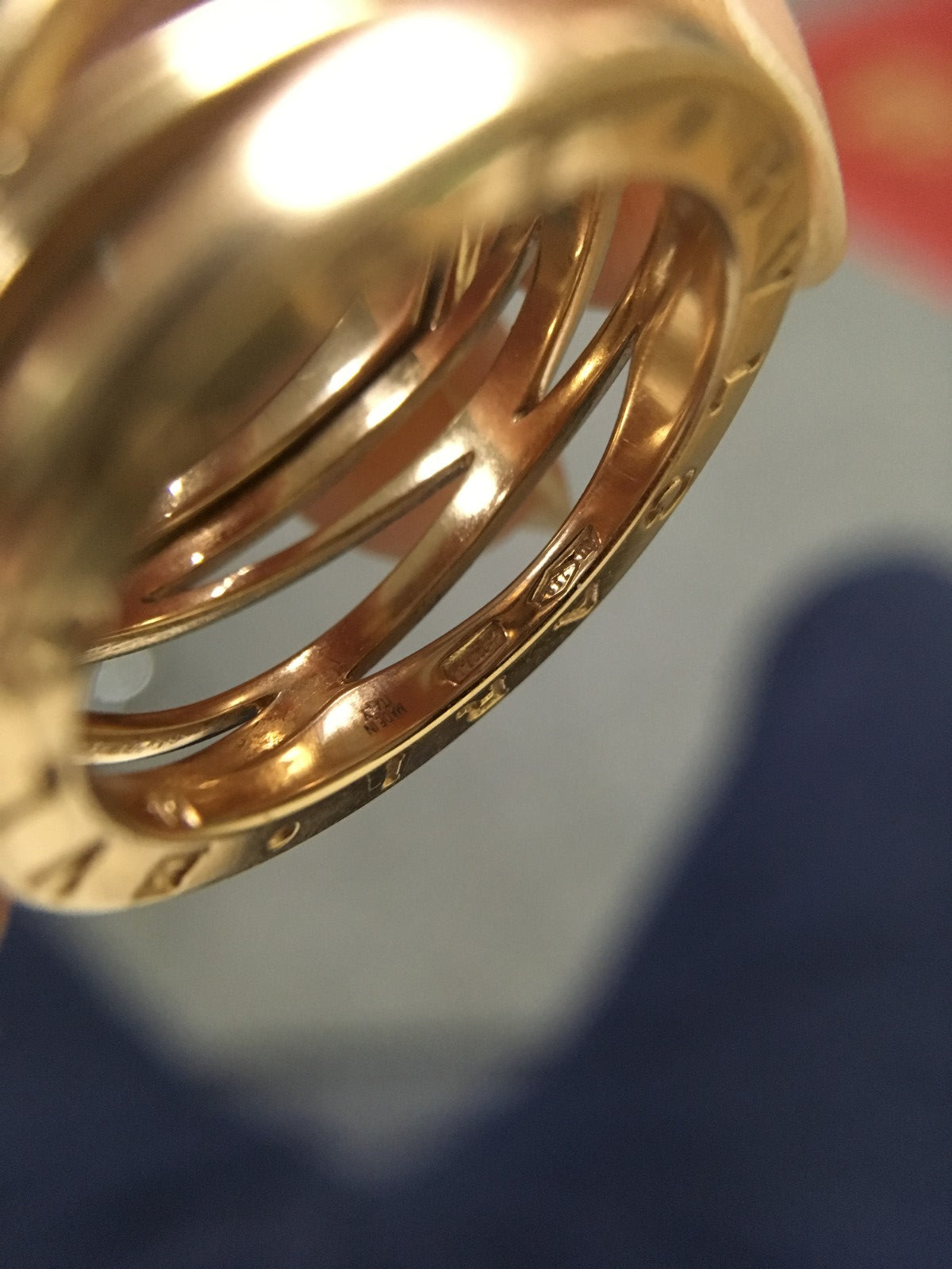 BGL-AN858030 wide version light gold streamlined hollow ring (guest version)