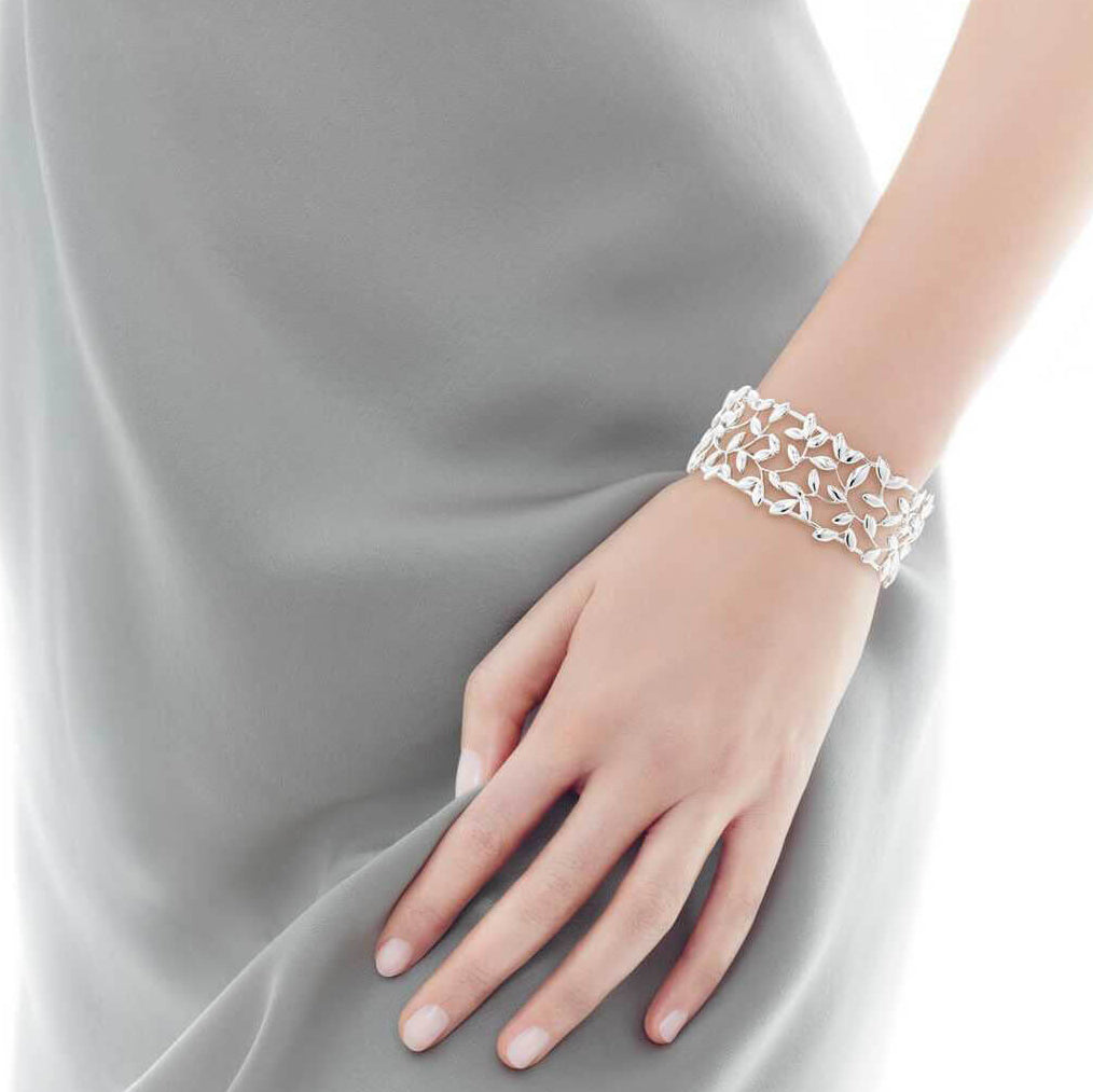 TIF84882364 narrow version light gold olive leaf open bracelet