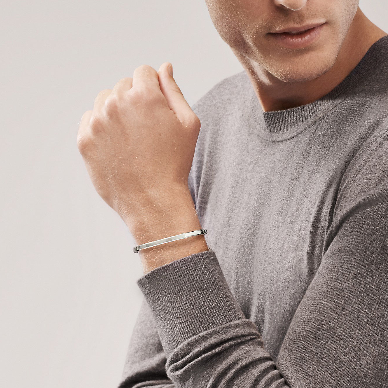 TIF83875748 light gold open bracelet