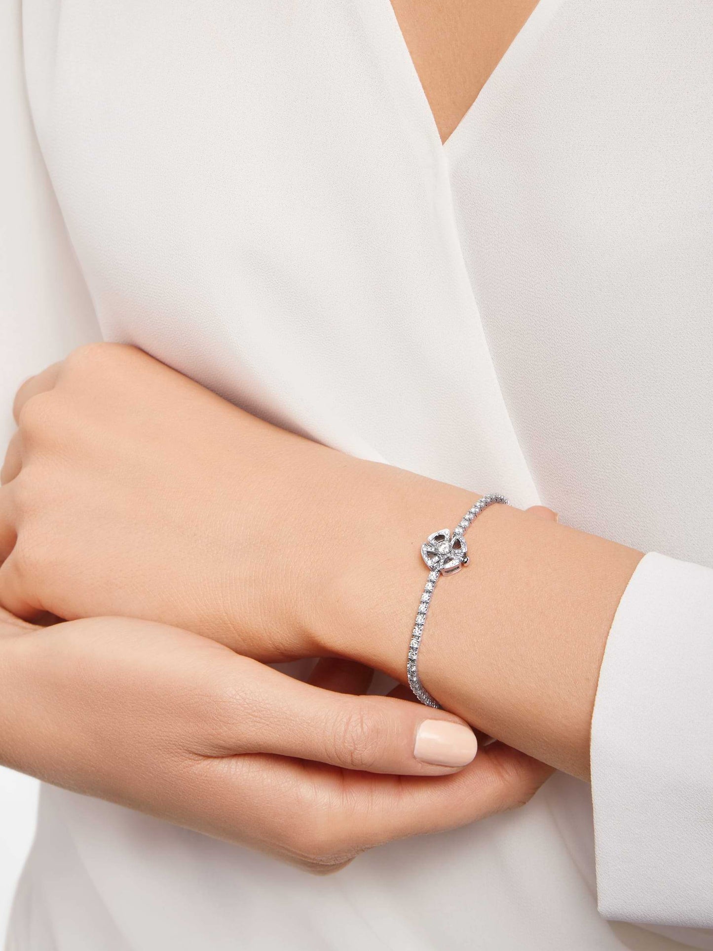 BGL-BR680479 triangle flower full diamond four-petal flower bracelet