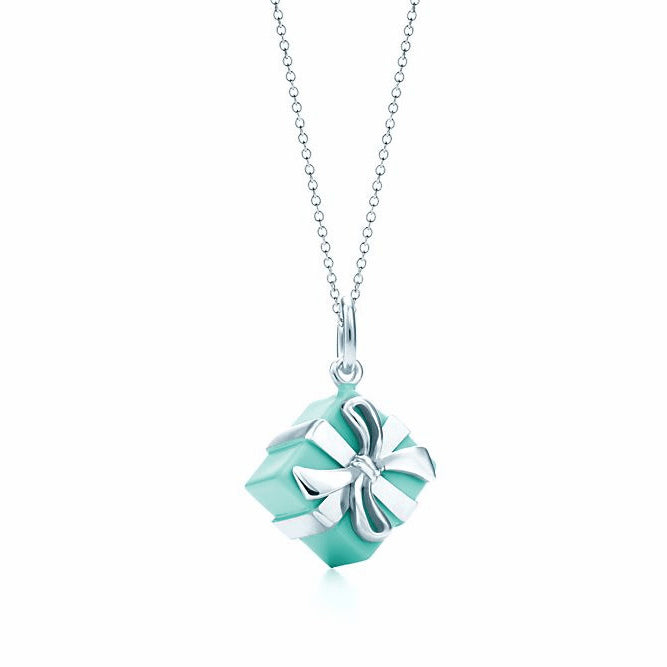 TIF56020650 guest version bow box pendant