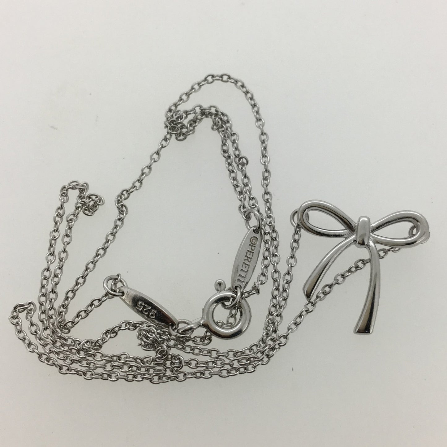 TIF15479208 guest version light gold small bow tie chain pendant