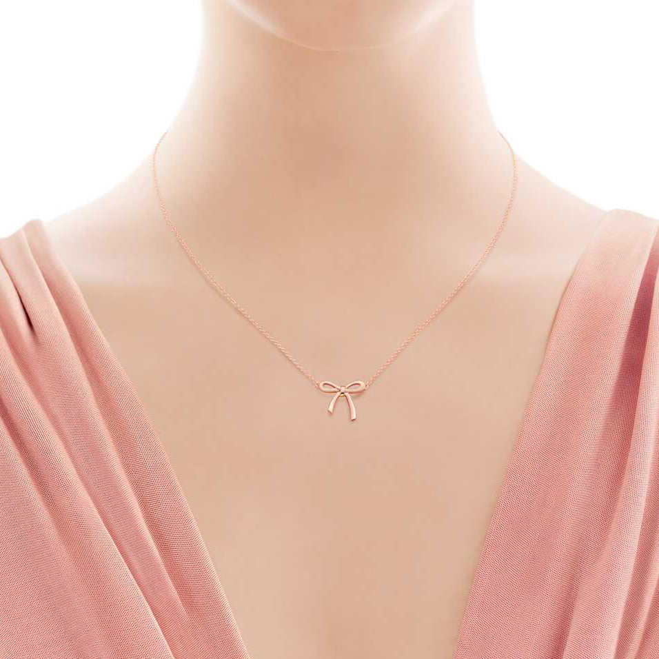 TIF26959394 light gold large bow tie chain pendant