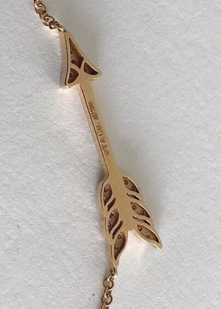 TIF3155874 diamond-shaped arrow-shaped chain pendant