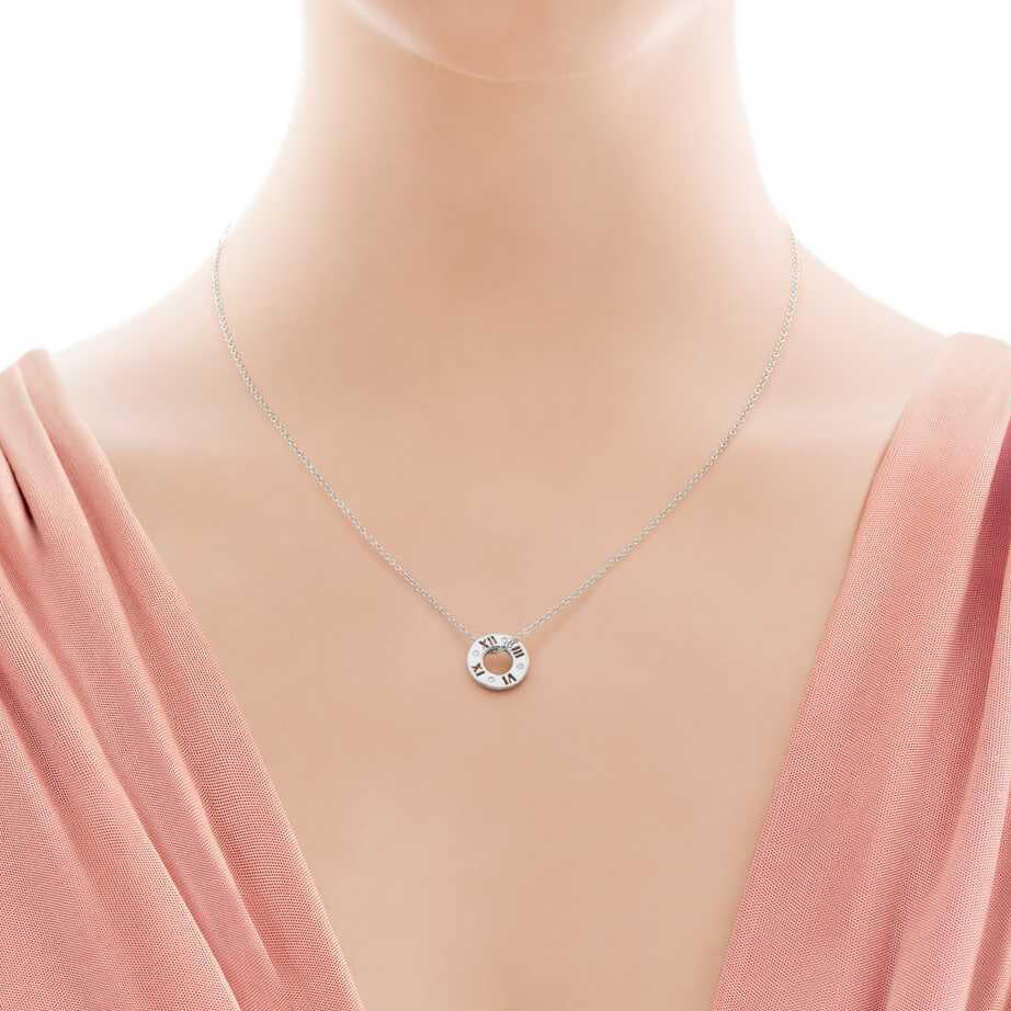 TIF74952644 diamond Roman numeral round pendant
