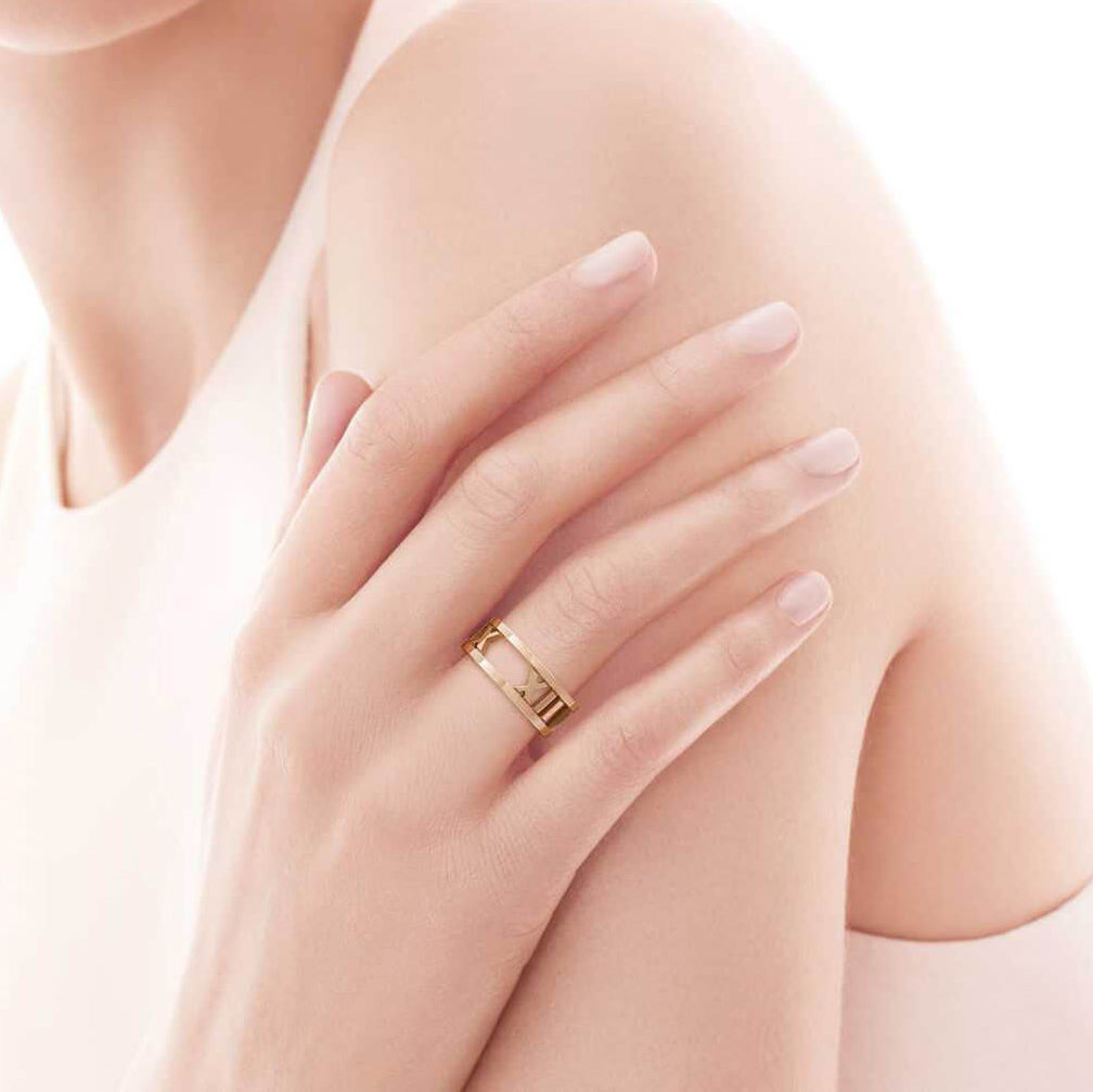 TIF79020335 light gold Roman hollow ring