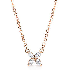 TIF39271384 mini small four horse eye bolt chain pendant