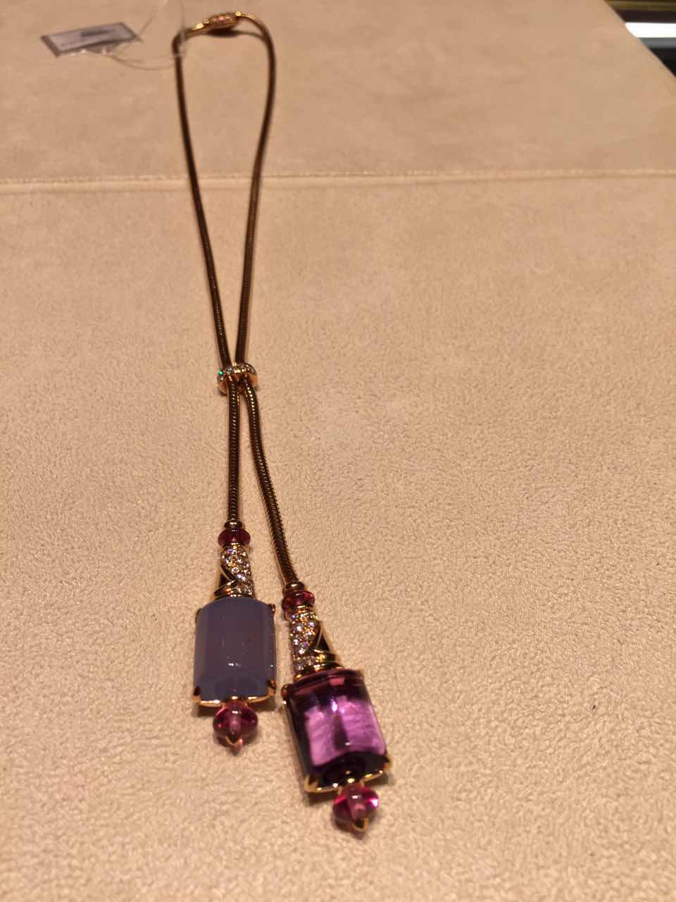 BGL-349572-CL856872 Peach tip colorful treasure necklace
