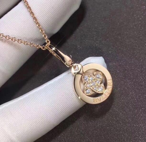 BGL-CN855385 345409 rotating round pendant with diamonds