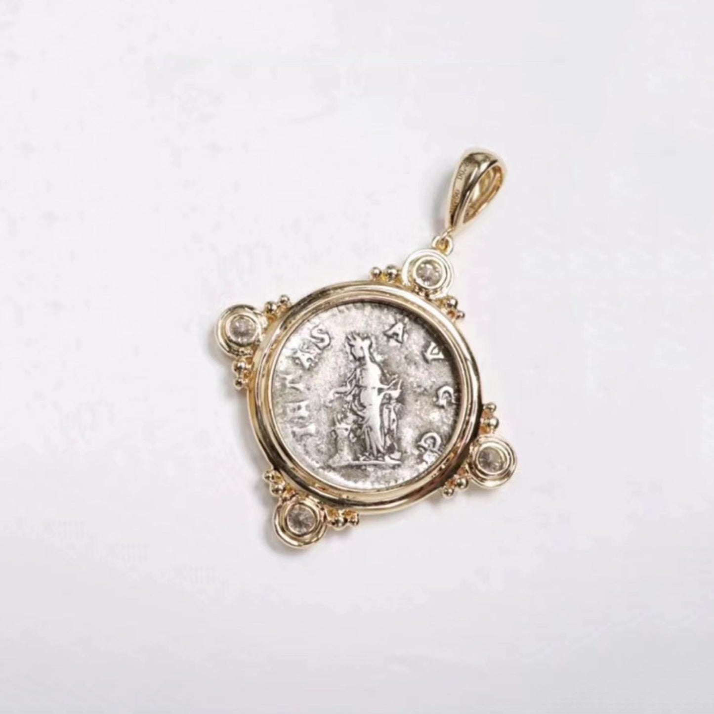 BGL-CL207809 Flying saucer inlaid ancient coin pendant