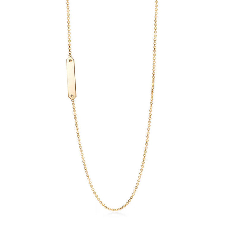 TIF5088208 glossy gold medal necklace