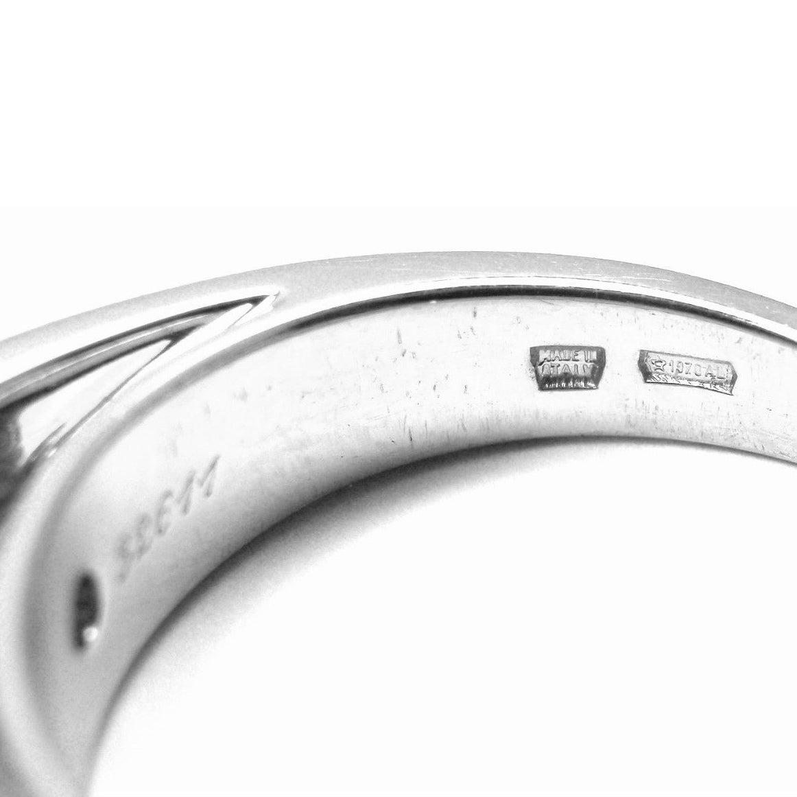 BGL-AN852740 crossed four-prong light gold straight arm diamond ring