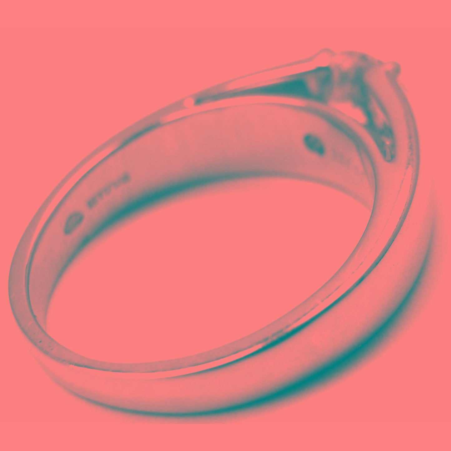 BGL-AN852740 crossed four-prong light gold straight arm diamond ring