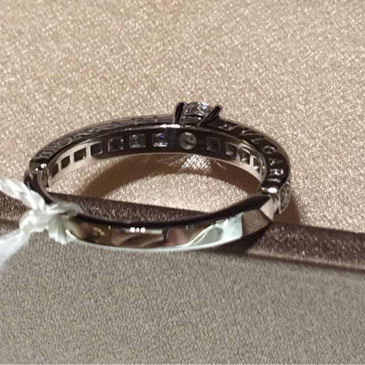 BGL-AN854779侧面印字半镶直臂交叉四爪0.3ct戒指