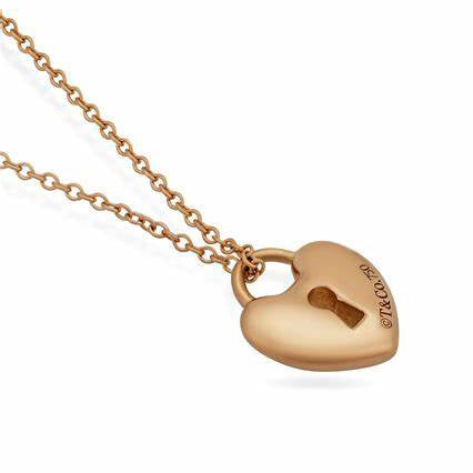 TIF28924537 guest version light gold heart-shaped lock pendant