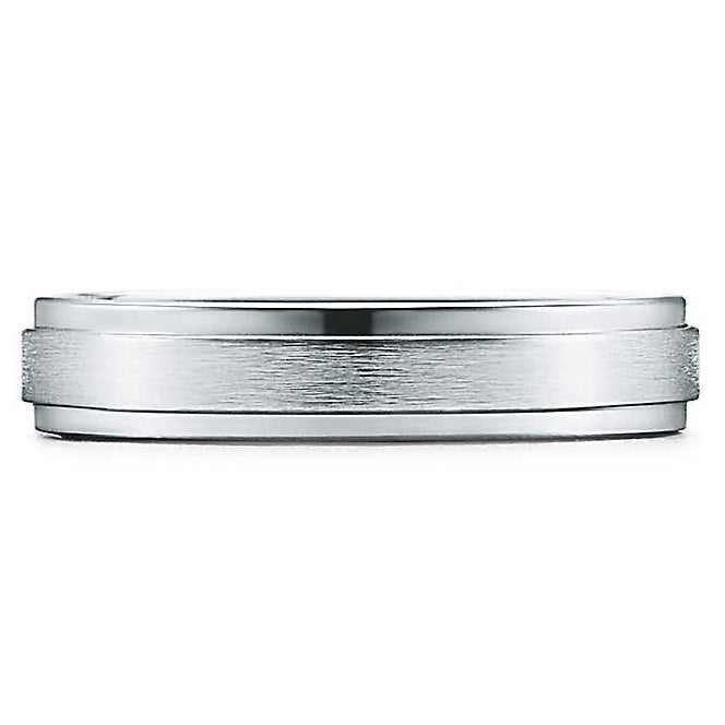 TIF22502645 light gold letter high and low strip ring 13#