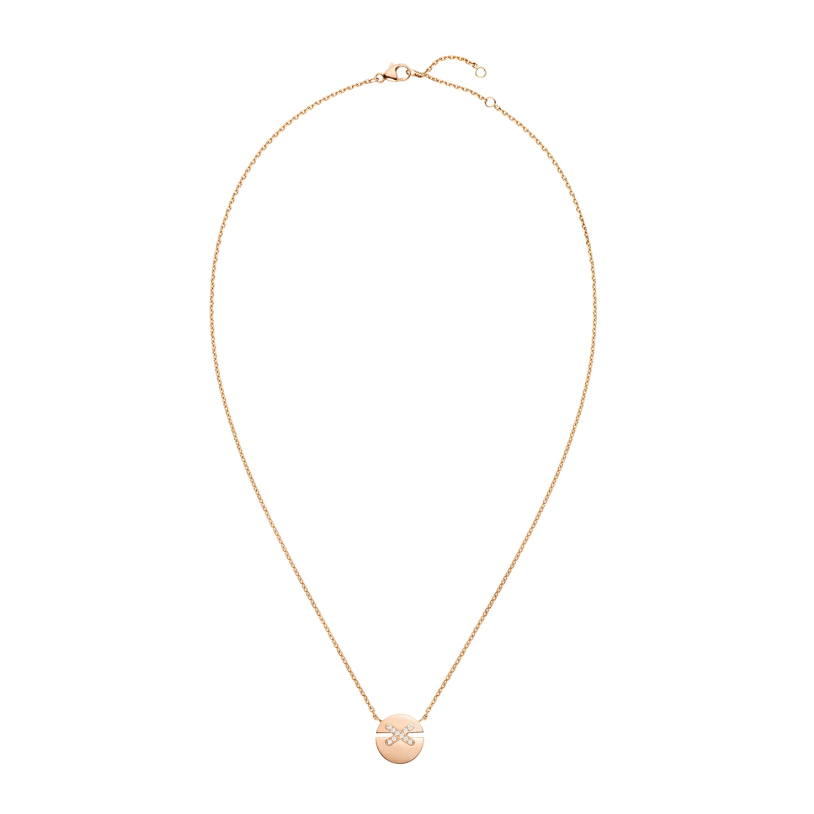 SM-084218 Small Split Round Cross Pendant