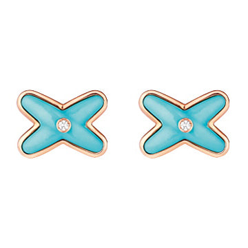SM-083469 Crossed White Shell Earrings