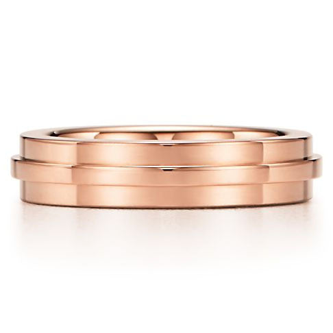 TIF8213603 light gold narrow version T-shaped ring 14#