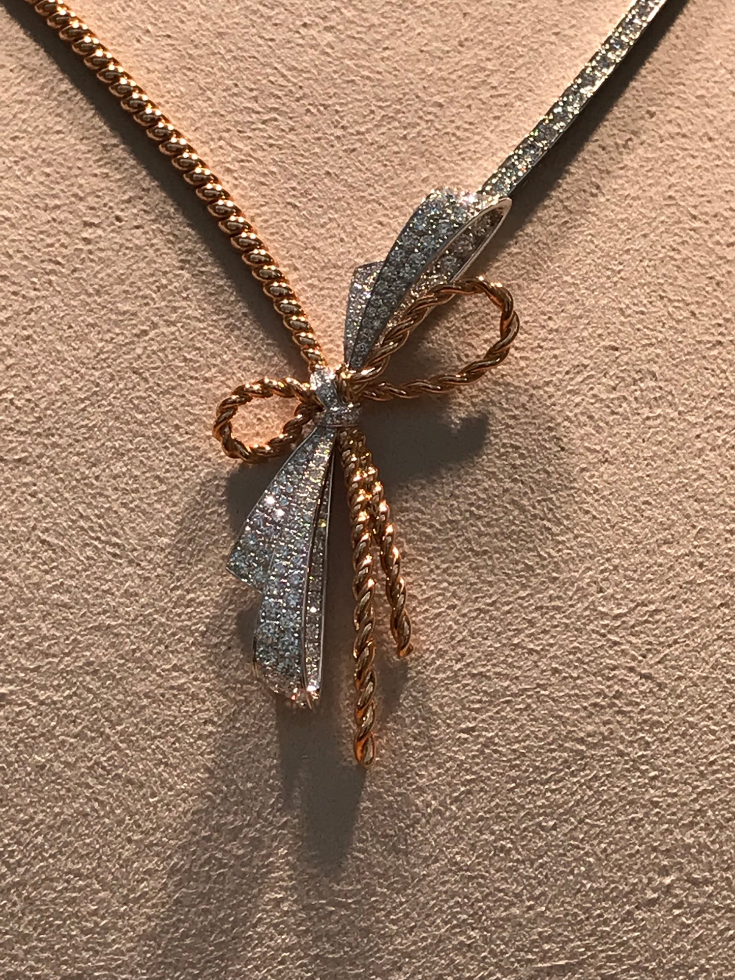 SM-082937 diamond twisted rope necklace