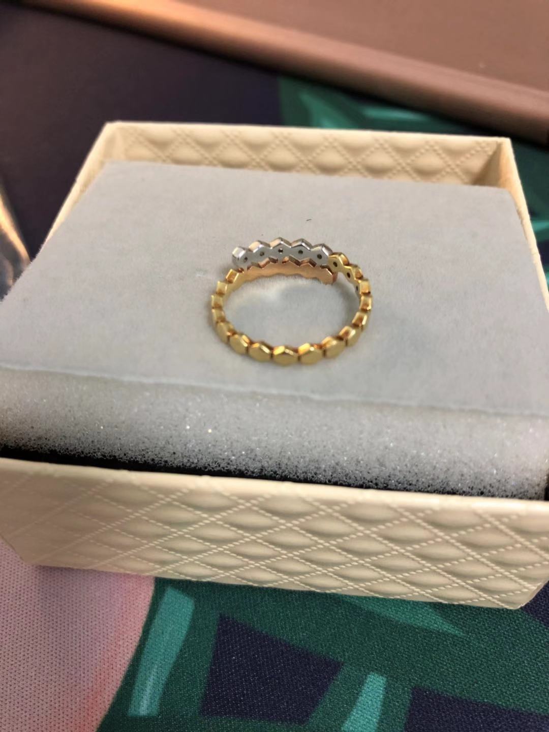 SM-647417 Honeycomb color separation ring