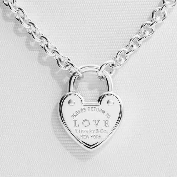 TIF51859962 light gold heart-shaped lock pendant