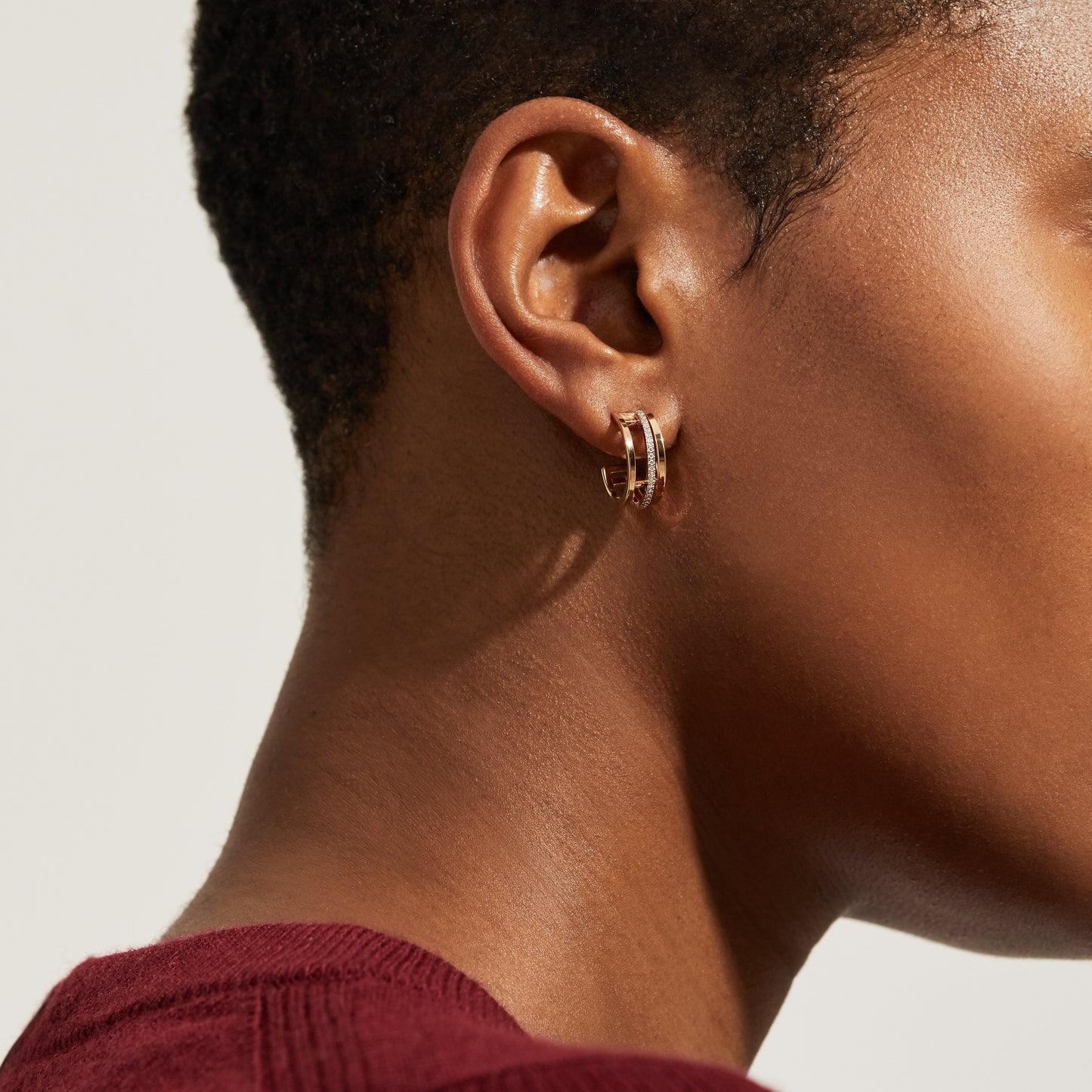 DBES-E102199 line movable earrings