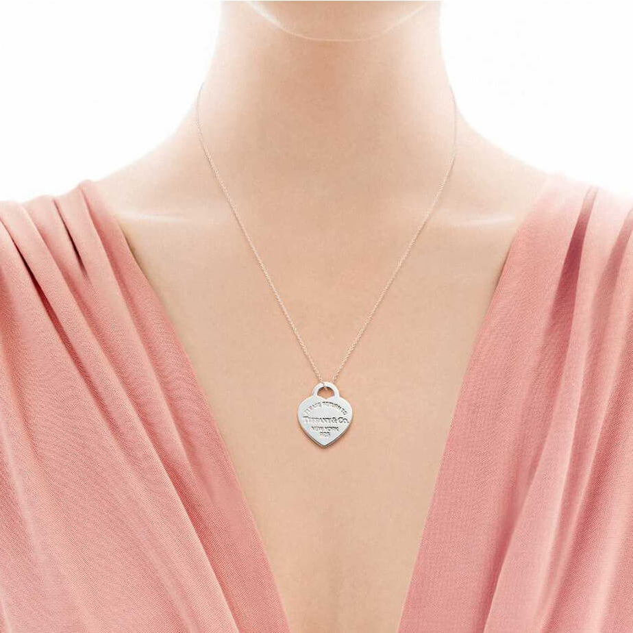 TIF11964823 medium light gold single heart-shaped pendant