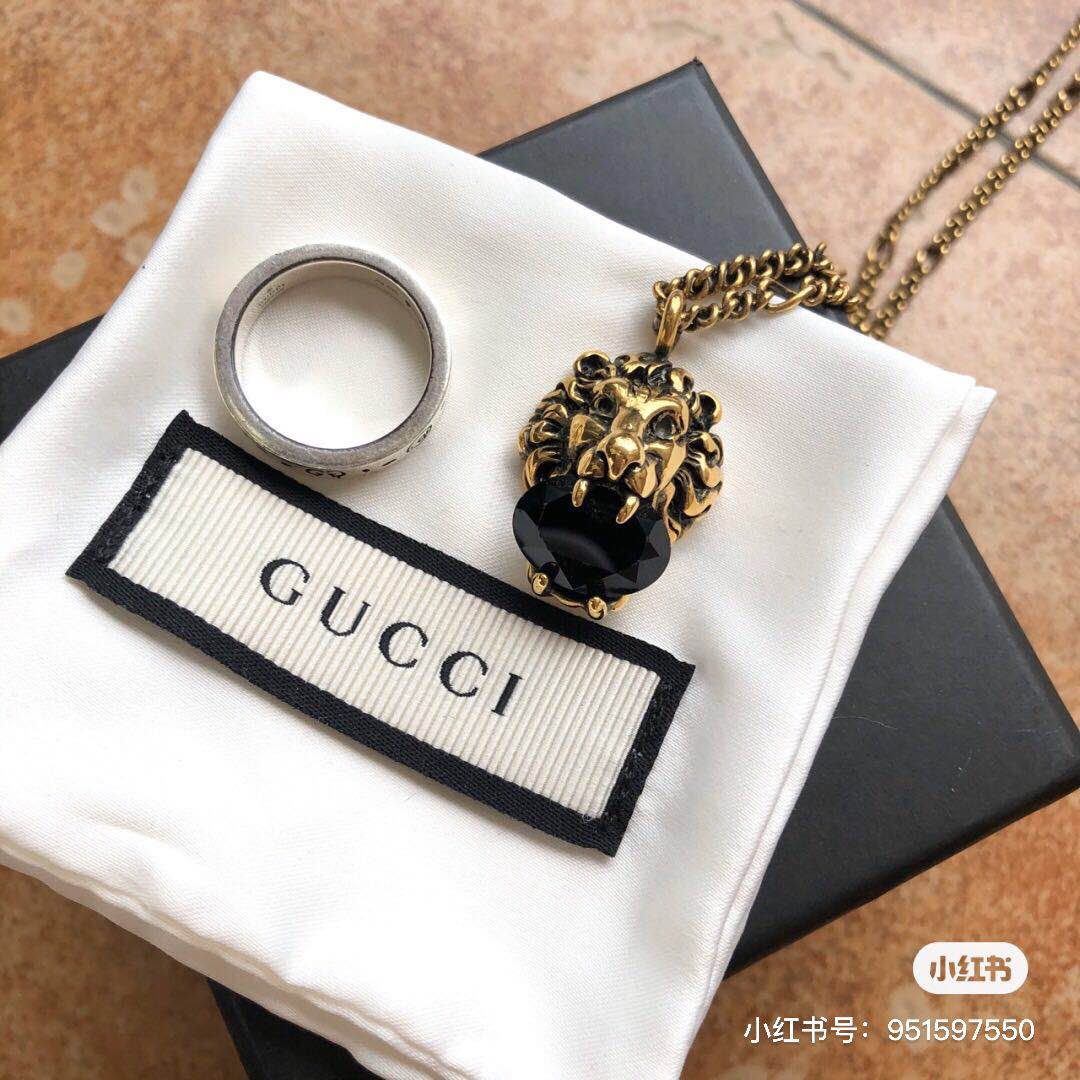 GC-YBC540106 lion bites colorful treasure pendant