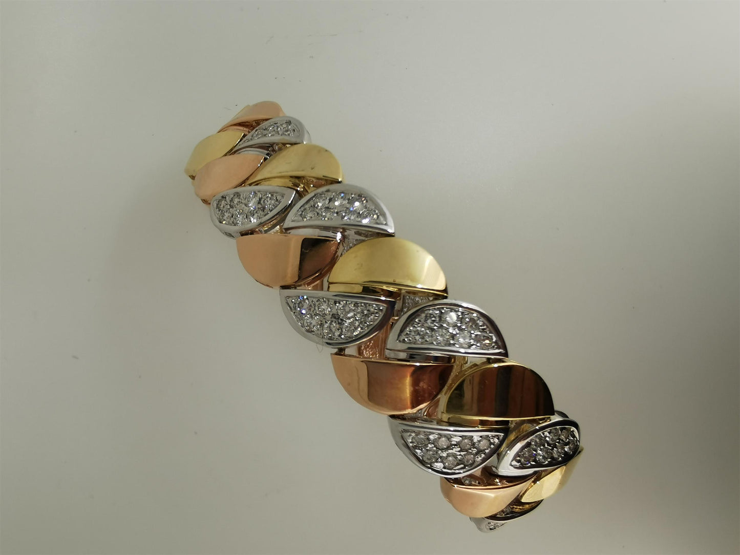 KDY-E6248630 watermelon-shaped half-diamond bracelet guest version