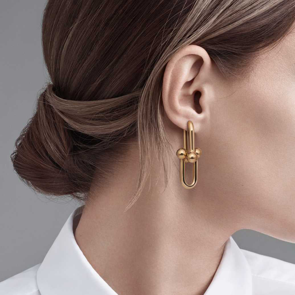 TIF70276384 guest version light gold hollow ball chain ear clip